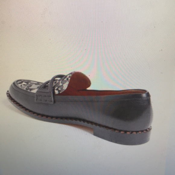 “MARC BY MARC JACOBS “ London Calling” Loafers. - Picture 3 of 16